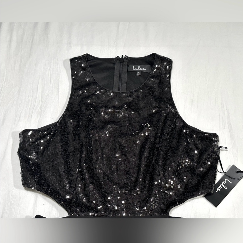 Lulus Life Illuminated Black Sequin Cutout Skater Dress Size L NWT Homecoming - Picture 5 of 13
